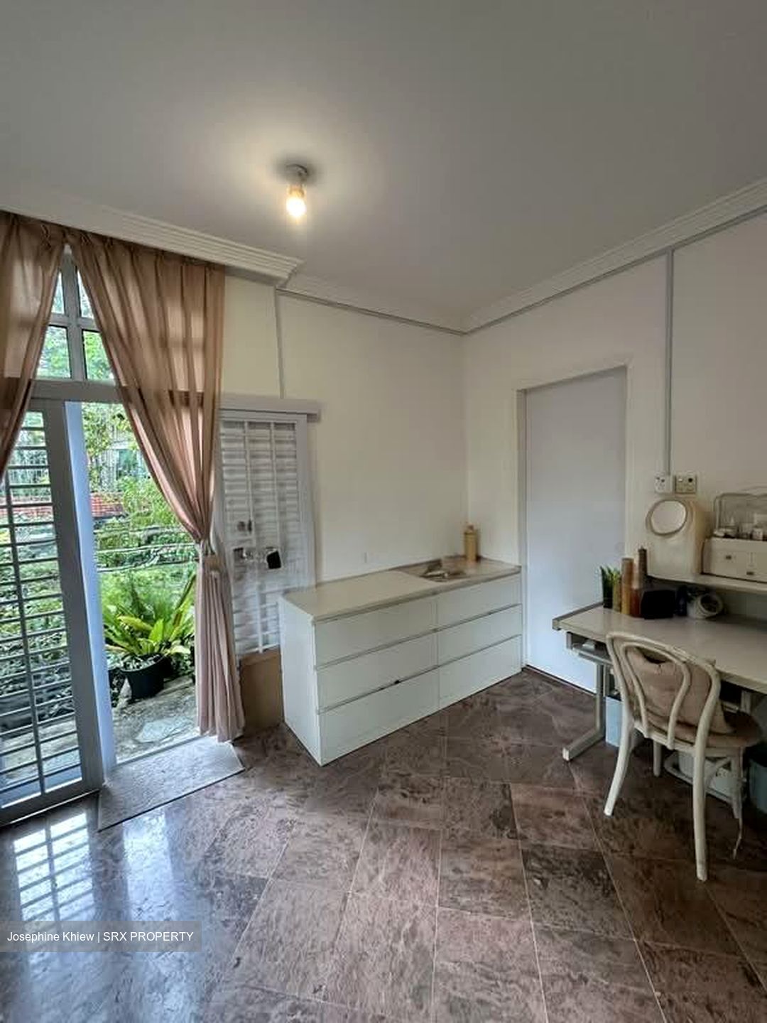 Adelphi Park Estate (D20), Detached #604859211
